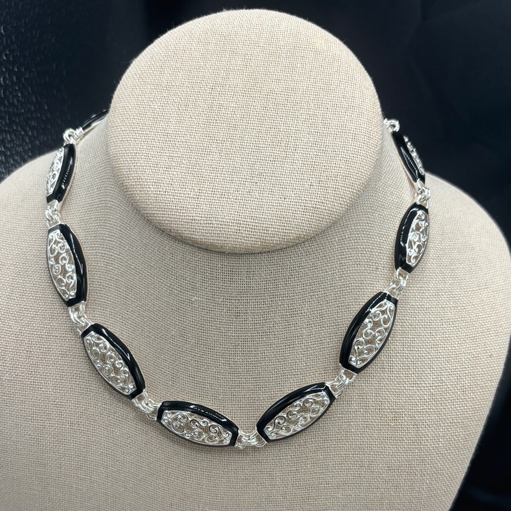 Elegant Black and Silver Filigree Link Necklace - Women's Jewelry